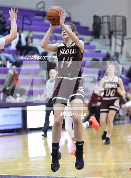 Thumbnail 3 in Stow-Munroe Falls vs. Bishop Hartley (OGBR Classic in the City) photogallery.