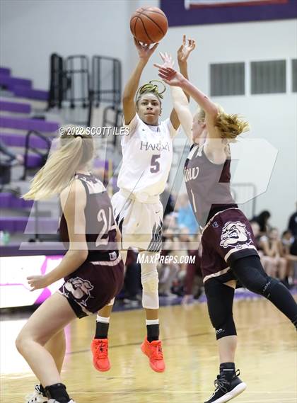 Thumbnail 1 in Stow-Munroe Falls vs. Bishop Hartley (OGBR Classic in the City) photogallery.