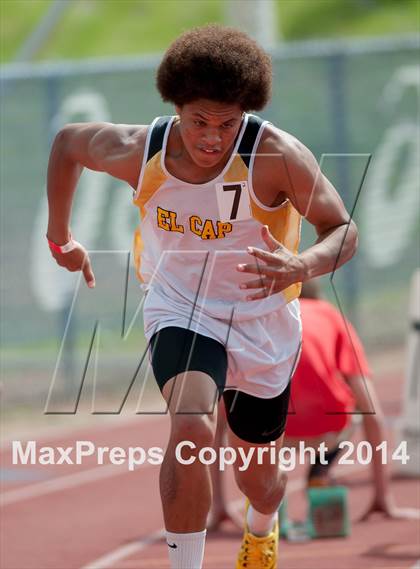 Thumbnail 2 in Mt. Carmel Invitational (Boys Events) photogallery.
