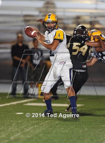 Thumbnail 3 in Northview vs. Montebello photogallery.
