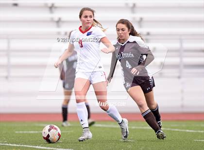 Thumbnail 2 in St. Ignatius vs. Saint Francis photogallery.