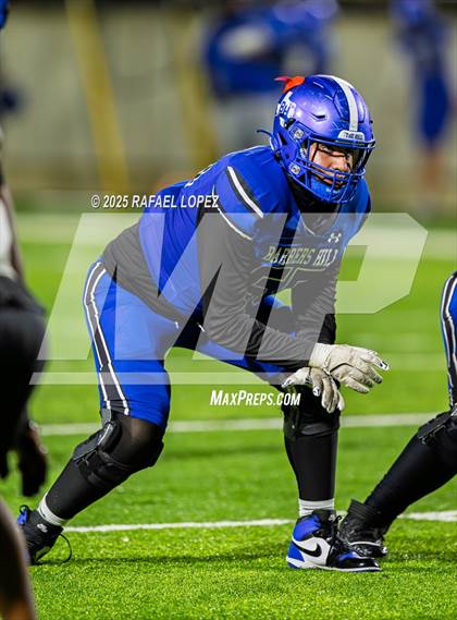 Thumbnail 3 in Weiss vs. Barbers Hill (UIL 5A D1 Football Regional) photogallery.