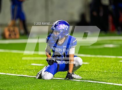 Thumbnail 1 in Weiss vs. Barbers Hill (UIL 5A D1 Football Regional) photogallery.
