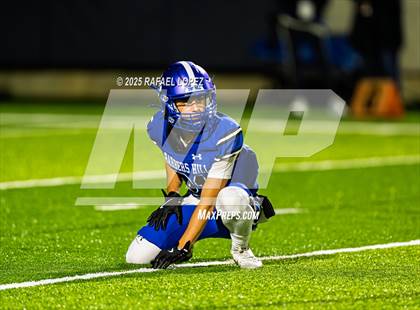 Thumbnail 3 in Weiss vs. Barbers Hill (UIL 5A D1 Football Regional) photogallery.