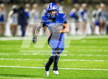 Thumbnail 2 in Weiss vs. Barbers Hill (UIL 5A D1 Football Regional) photogallery.
