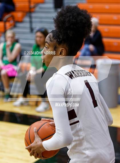 Thumbnail 1 in Harvest Prep vs Margaretta (OHSAA Division 3 Region 10 Regional Semifinal) photogallery.
