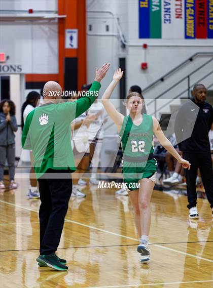 Thumbnail 3 in Harvest Prep vs Margaretta (OHSAA Division 3 Region 10 Regional Semifinal) photogallery.