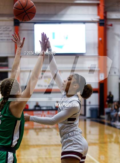 Thumbnail 1 in Harvest Prep vs Margaretta (OHSAA Division 3 Region 10 Regional Semifinal) photogallery.