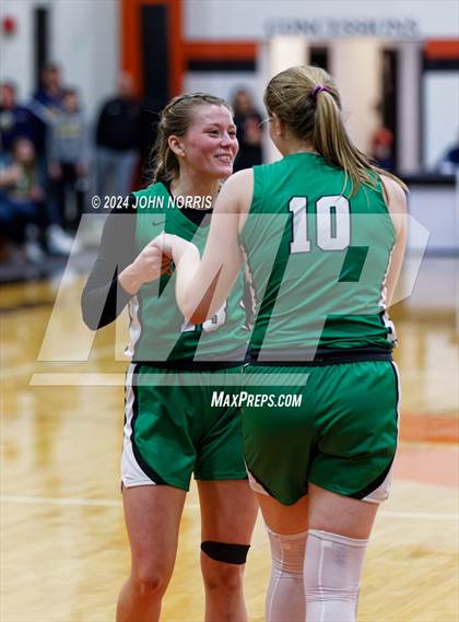 Thumbnail 2 in Harvest Prep vs Margaretta (OHSAA Division 3 Region 10 Regional Semifinal) photogallery.