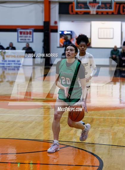 Thumbnail 3 in Harvest Prep vs Margaretta (OHSAA Division 3 Region 10 Regional Semifinal) photogallery.