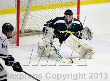 Thumbnail 2 in Hamden @ Xavier photogallery.