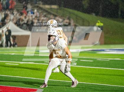 Thumbnail 2 in North Shore vs. Deer Park (UIL Football 6A D1 Region 3 Bi-District) photogallery.