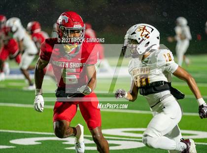 Thumbnail 1 in North Shore vs. Deer Park (UIL Football 6A D1 Region 3 Bi-District) photogallery.