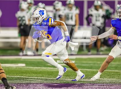 Thumbnail 3 in Southlake Carroll vs. Frenship (UIL Football 6A D2 Area)  photogallery.