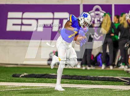 Thumbnail 3 in Southlake Carroll vs. Frenship (UIL Football 6A D2 Area)  photogallery.