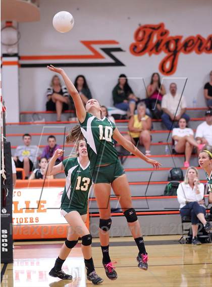 Thumbnail 2 in Placer @ Roseville photogallery.