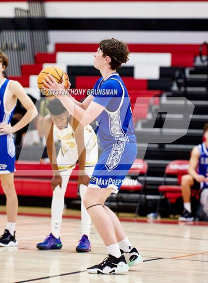 Thumbnail 2 in Grant vs. El Dorado (Cordova Christmas Tournament) photogallery.