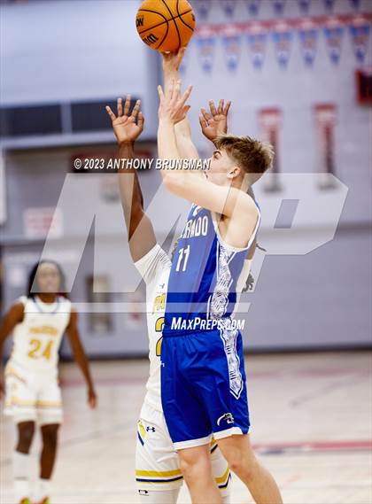 Thumbnail 2 in Grant vs. El Dorado (Cordova Christmas Tournament) photogallery.