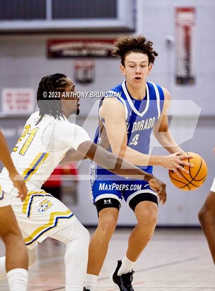Thumbnail 1 in Grant vs. El Dorado (Cordova Christmas Tournament) photogallery.