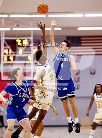 Thumbnail 3 in Grant vs. El Dorado (Cordova Christmas Tournament) photogallery.