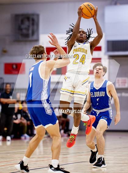 Thumbnail 1 in Grant vs. El Dorado (Cordova Christmas Tournament) photogallery.
