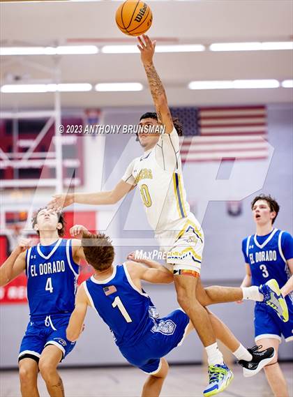 Thumbnail 3 in Grant vs. El Dorado (Cordova Christmas Tournament) photogallery.