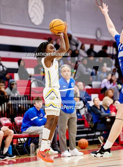 Thumbnail 3 in Grant vs. El Dorado (Cordova Christmas Tournament) photogallery.