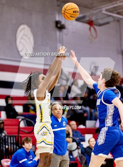 Thumbnail 1 in Grant vs. El Dorado (Cordova Christmas Tournament) photogallery.