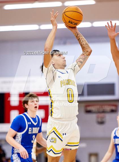 Thumbnail 1 in Grant vs. El Dorado (Cordova Christmas Tournament) photogallery.
