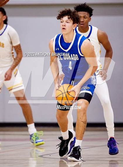Thumbnail 2 in Grant vs. El Dorado (Cordova Christmas Tournament) photogallery.