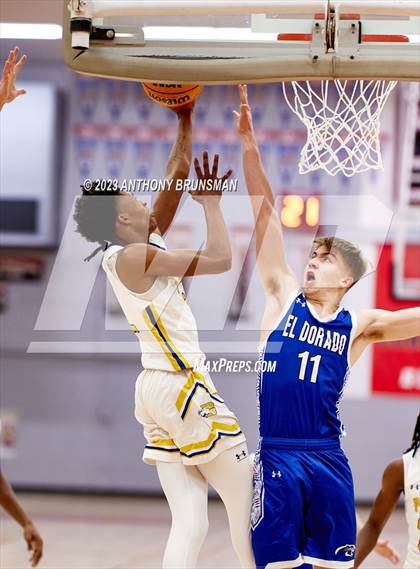 Thumbnail 1 in Grant vs. El Dorado (Cordova Christmas Tournament) photogallery.