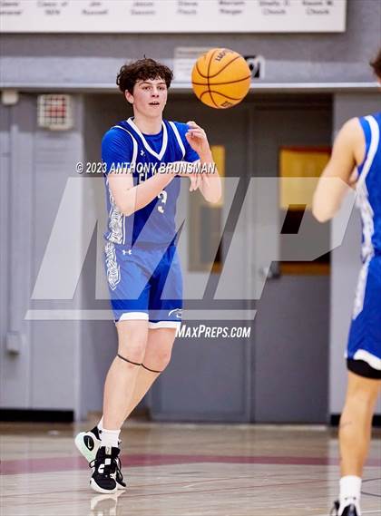 Thumbnail 2 in Grant vs. El Dorado (Cordova Christmas Tournament) photogallery.