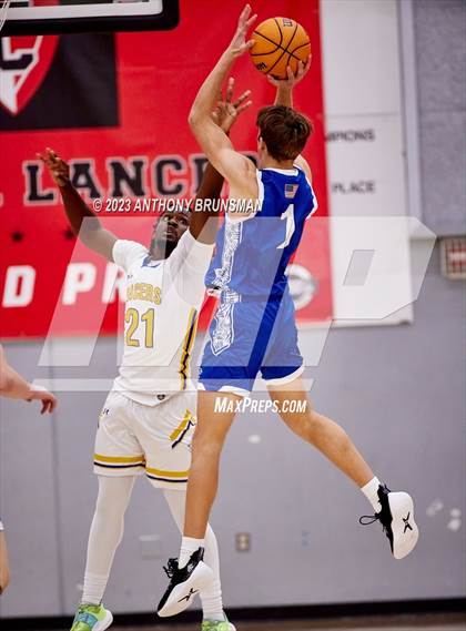Thumbnail 2 in Grant vs. El Dorado (Cordova Christmas Tournament) photogallery.