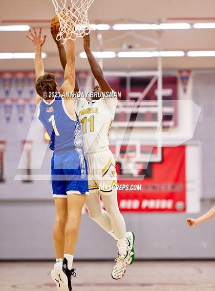 Thumbnail 2 in Grant vs. El Dorado (Cordova Christmas Tournament) photogallery.