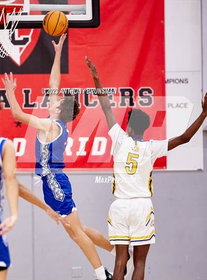 Thumbnail 2 in Grant vs. El Dorado (Cordova Christmas Tournament) photogallery.