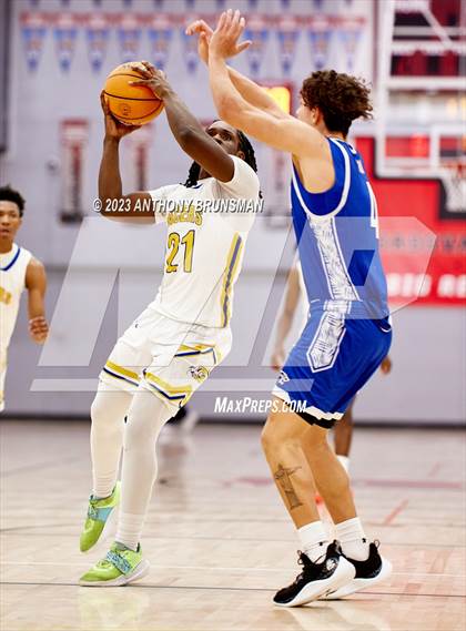 Thumbnail 1 in Grant vs. El Dorado (Cordova Christmas Tournament) photogallery.