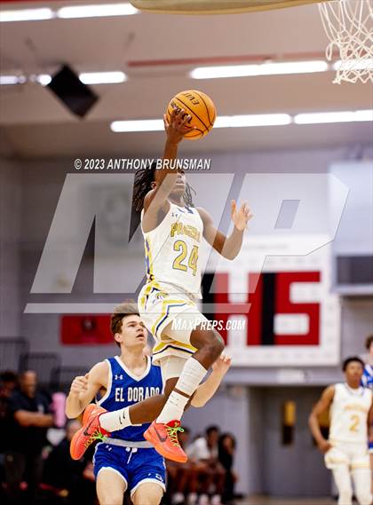 Thumbnail 2 in Grant vs. El Dorado (Cordova Christmas Tournament) photogallery.