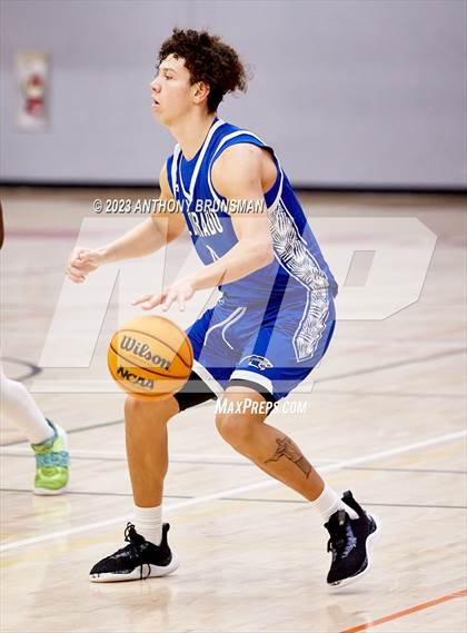 Thumbnail 2 in Grant vs. El Dorado (Cordova Christmas Tournament) photogallery.