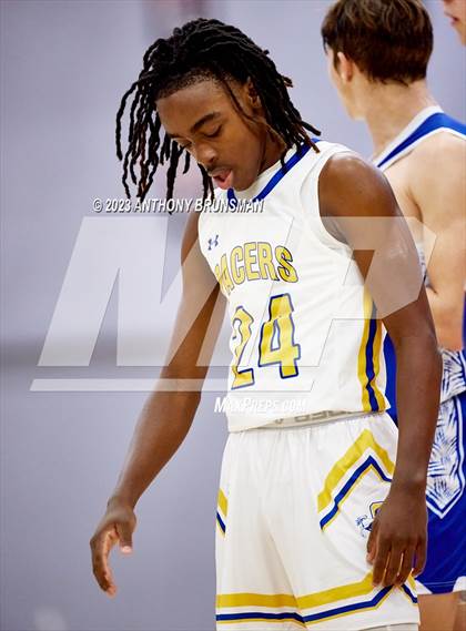 Thumbnail 2 in Grant vs. El Dorado (Cordova Christmas Tournament) photogallery.