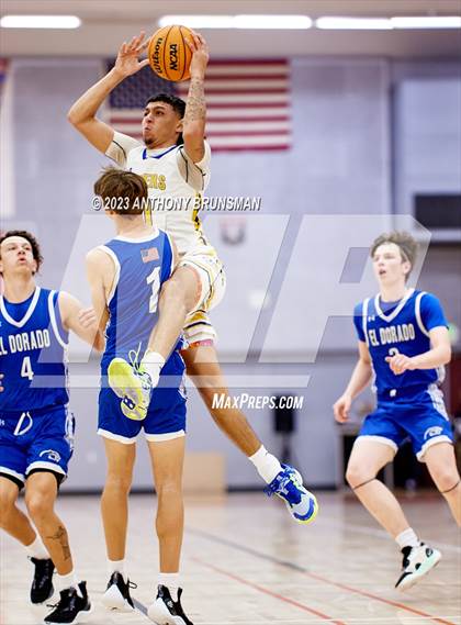 Thumbnail 2 in Grant vs. El Dorado (Cordova Christmas Tournament) photogallery.