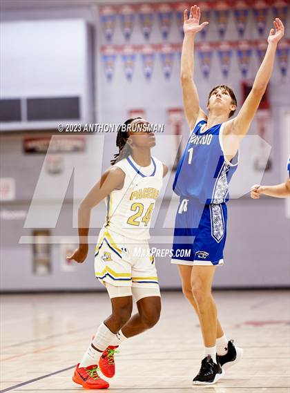 Thumbnail 1 in Grant vs. El Dorado (Cordova Christmas Tournament) photogallery.
