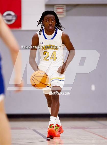 Thumbnail 1 in Grant vs. El Dorado (Cordova Christmas Tournament) photogallery.