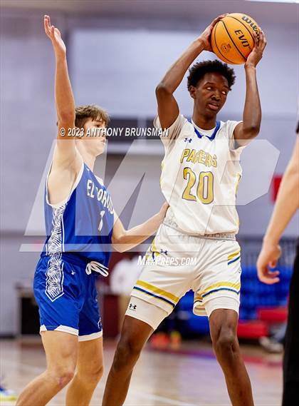 Thumbnail 2 in Grant vs. El Dorado (Cordova Christmas Tournament) photogallery.