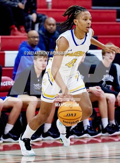 Thumbnail 3 in Grant vs. El Dorado (Cordova Christmas Tournament) photogallery.