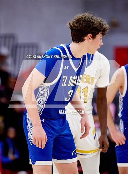 Thumbnail 3 in Grant vs. El Dorado (Cordova Christmas Tournament) photogallery.