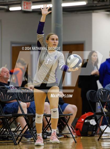 Thumbnail 2 in Elkhorn South vs. Bellevue East photogallery.