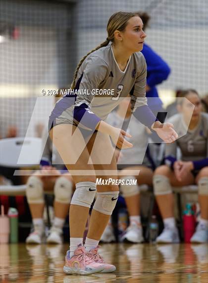 Thumbnail 2 in Elkhorn South vs. Bellevue East photogallery.