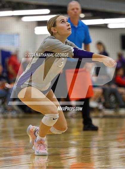 Thumbnail 2 in Elkhorn South vs. Bellevue East photogallery.