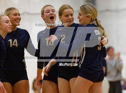 Thumbnail 2 in Elkhorn South vs. Bellevue East photogallery.