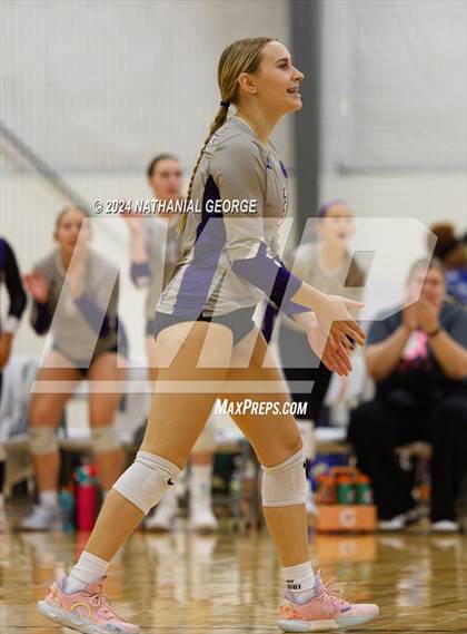 Thumbnail 1 in Elkhorn South vs. Bellevue East photogallery.